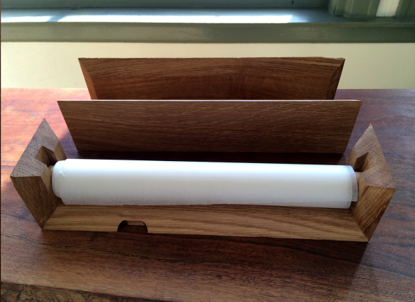 A Minimalist Wooden Box to Hold Your Sketch Paper Roll